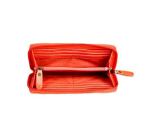 Load image into Gallery viewer, Suzanna Trail Wallet