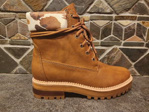 Cow Hide Lug Sole Boots